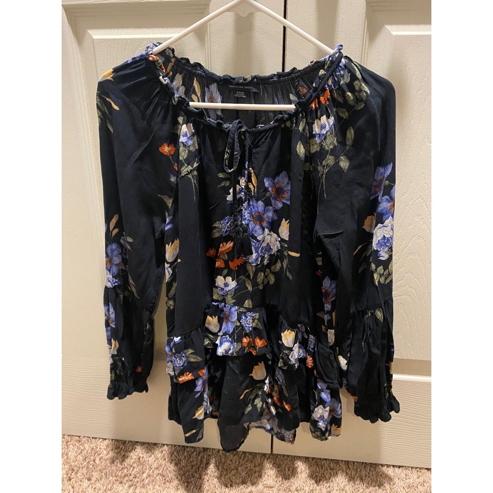 American Eagle Top‎